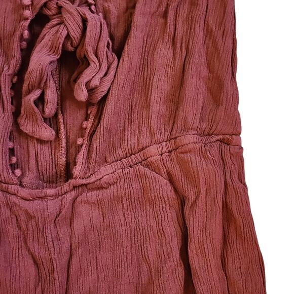 Forever 21 Womens Crinkle Romper Shorts Size M Burnt Orange Sleeveless Tie Front - Picture 7 of 11